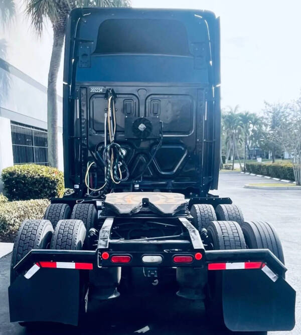 2018 Freightliner Cascadia