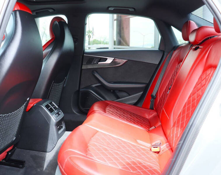 2019 Audi S4 3.0T quattro Prestige