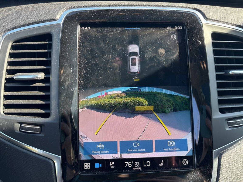 2023 Volvo XC90 B5 Core
