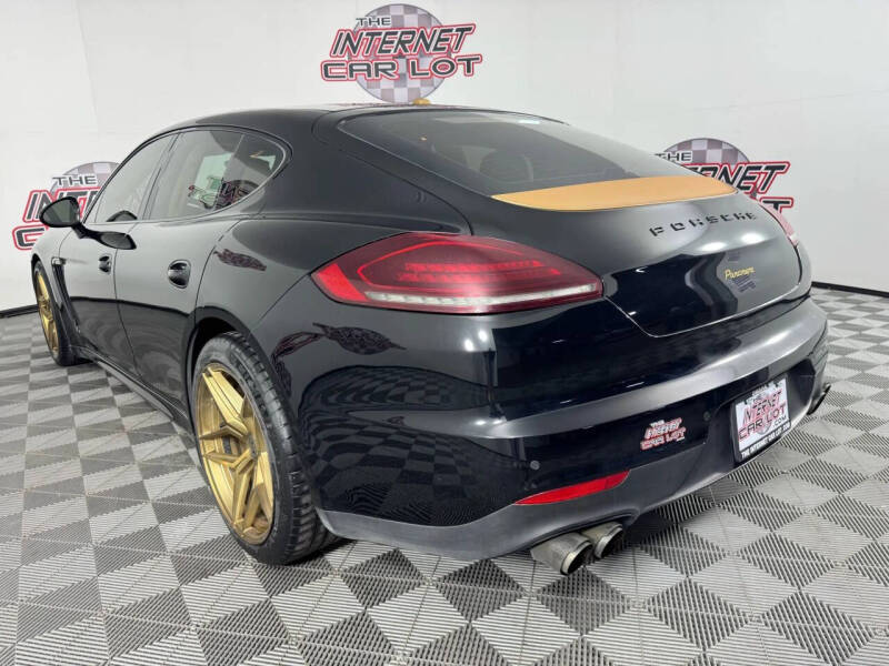 2016 Porsche Panamera