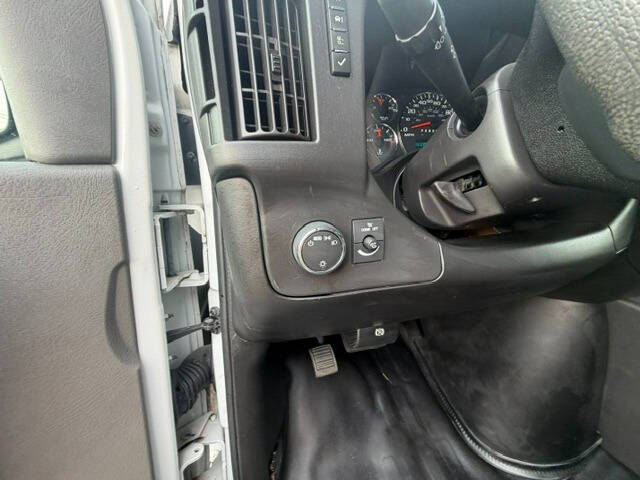 2020 GMC Savana 2500