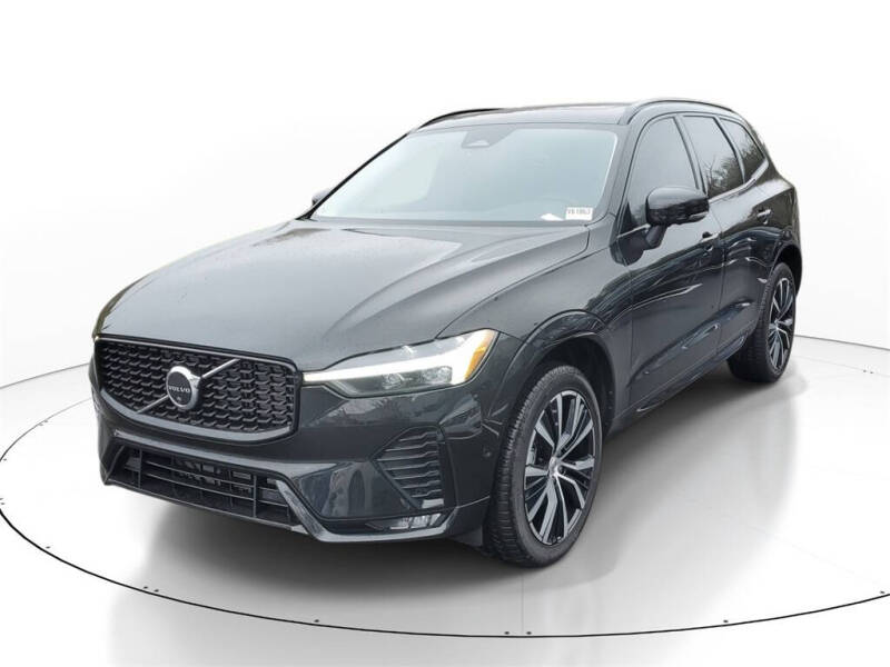2025 Volvo XC60 B5 Plus Dark Theme