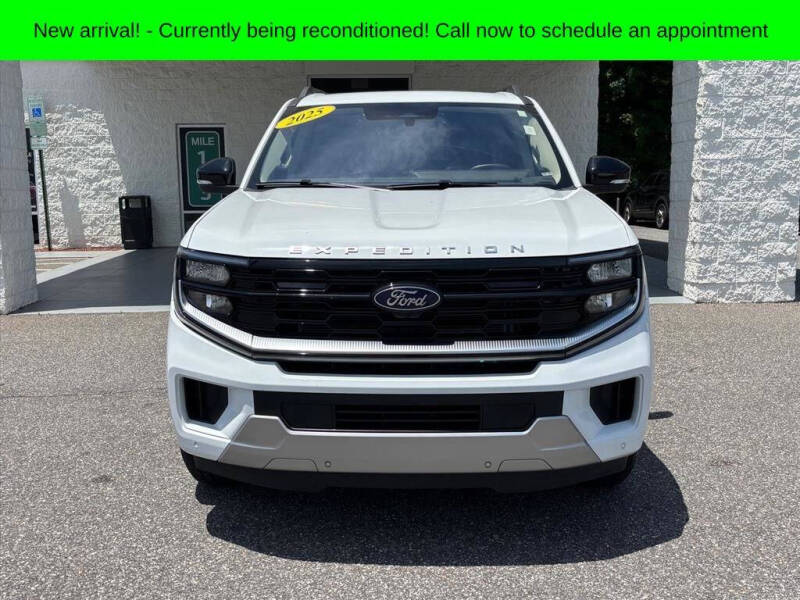 2025 Ford Expedition Platinum