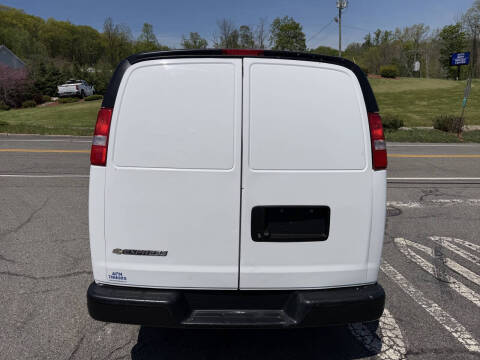2020 Chevrolet Express 2500