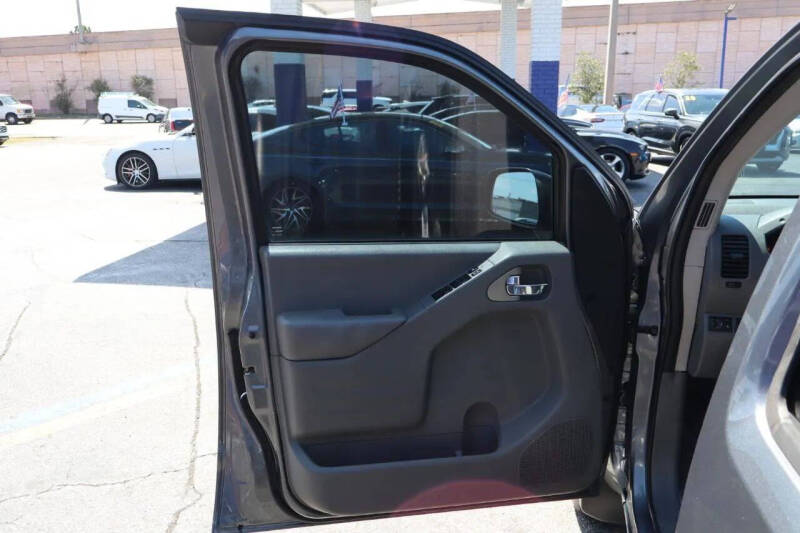2020 Nissan Frontier