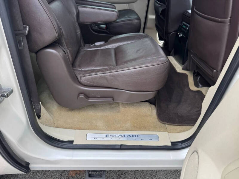 2010 Cadillac Escalade ESV Platinum Edition