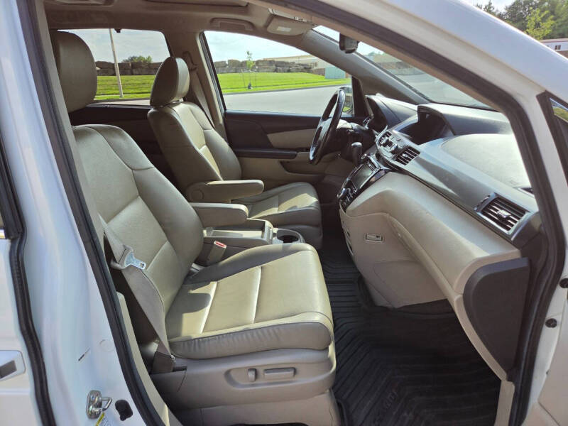 2014 Honda Odyssey EX-L w/DVD
