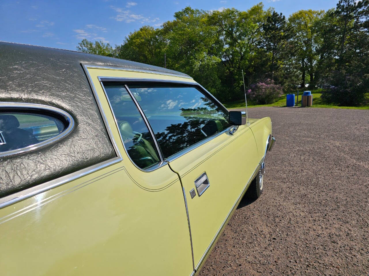 1975 Lincoln Mark IV 45