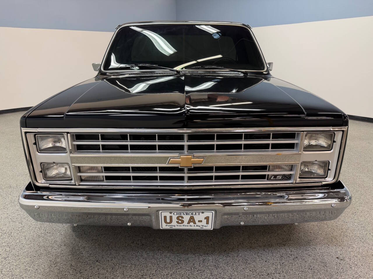 1987 Chevrolet R/V 10 Series 2