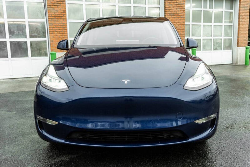 2023 Tesla Model Y Long Range