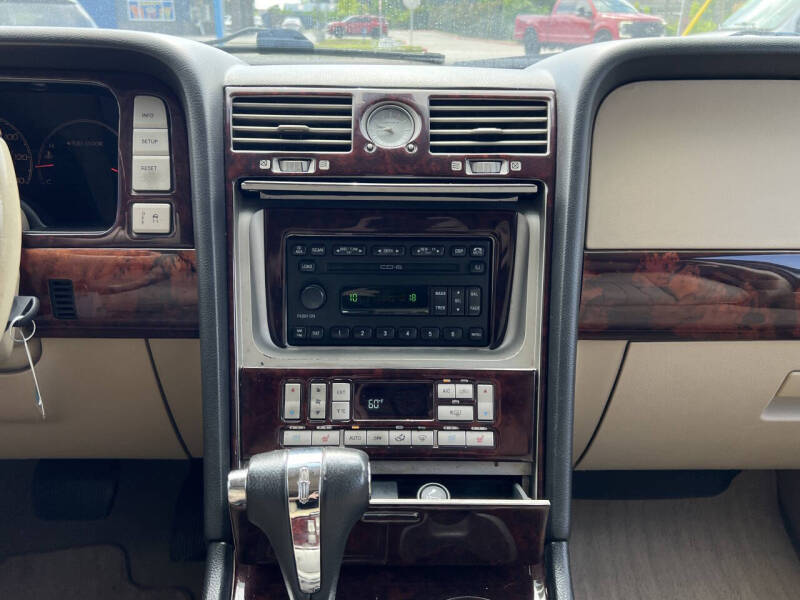 2006 Lincoln Navigator Luxury