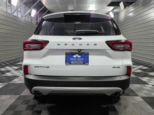2024 Ford Escape Active