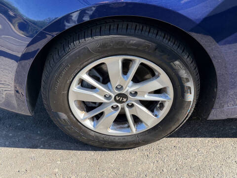 2017 Kia Optima LX