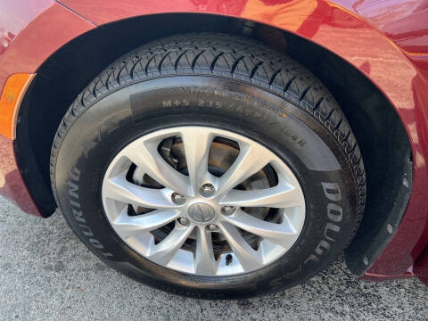 2017 Chrysler Pacifica Touring