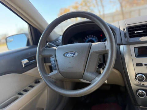 2011 Ford Fusion S