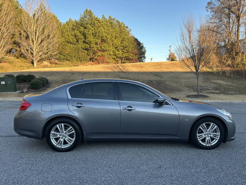 2015 Infiniti Q40