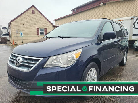 2012 Volkswagen Routan for sale at Discovery Auto Sales in New Lenox IL