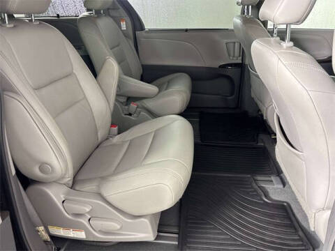 2019 Toyota Sienna XLE Premium 7-Passenger