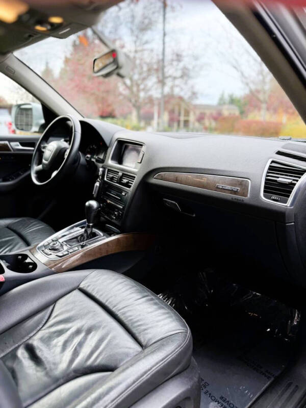 2010 Audi Q5 3.2 quattro Premium Plus