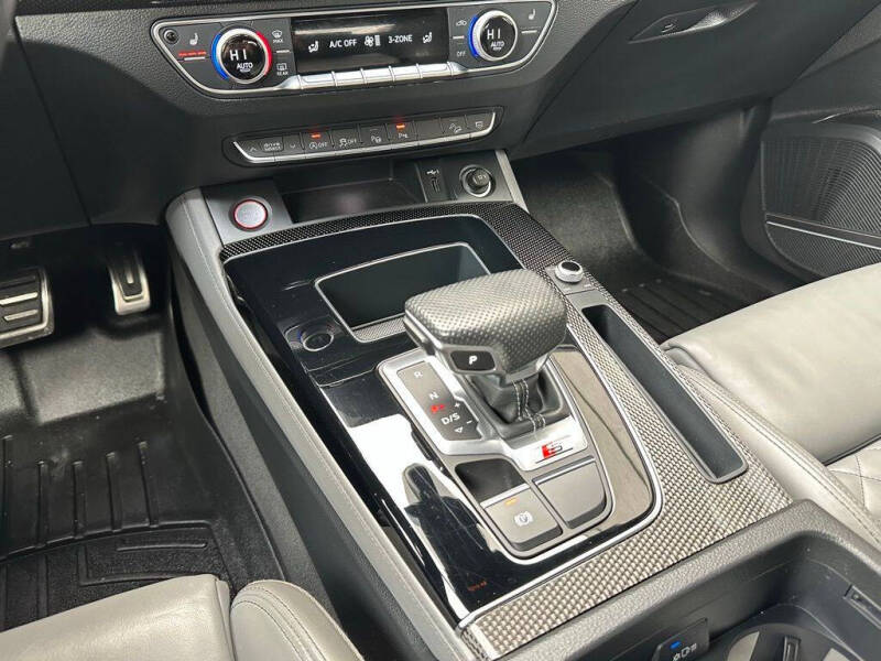 2022 Audi SQ5 3.0T quattro Prestige