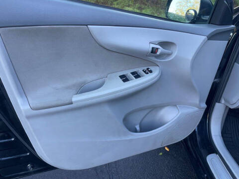 2009 Toyota Corolla LE