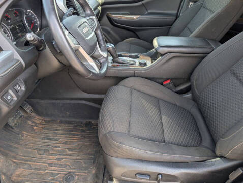 2018 GMC Acadia SLE-2