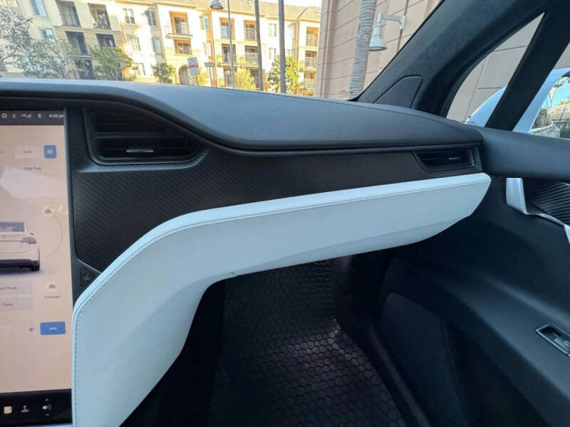 2019 Tesla Model X 75D