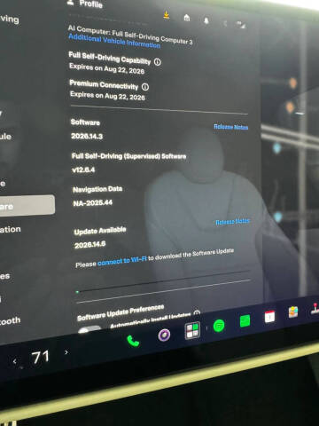 2023 Tesla Model X Standard Range