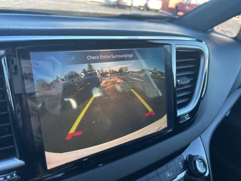 2026 Chrysler Voyager LX