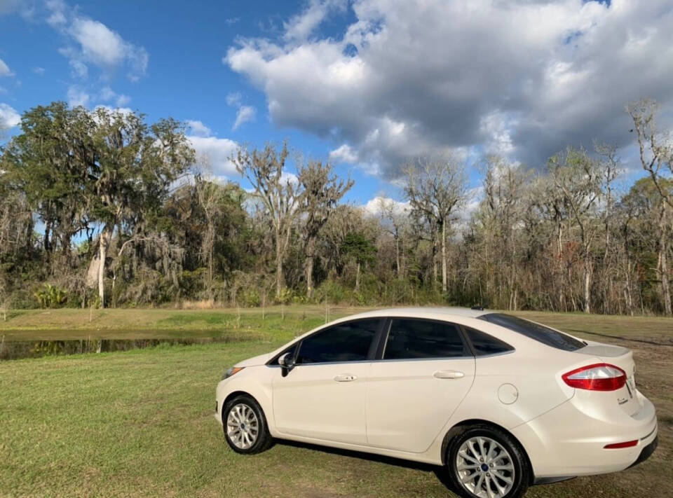 2018 Ford Fiesta Titanium's photo