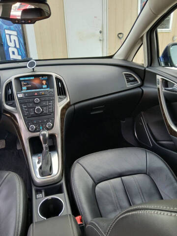 2013 Buick Verano Leather Group
