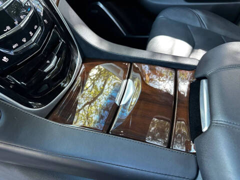 2020 Cadillac Escalade ESV Luxury