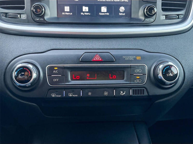 2019 Kia Sorento LX V6