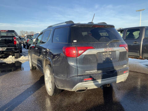 2017 GMC Acadia Denali