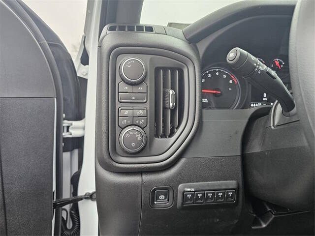 2025 Chevrolet Silverado 2500HD Work Truck