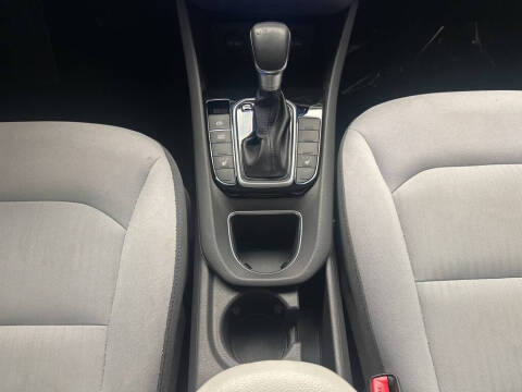 2022 Hyundai Ioniq Hybrid SE