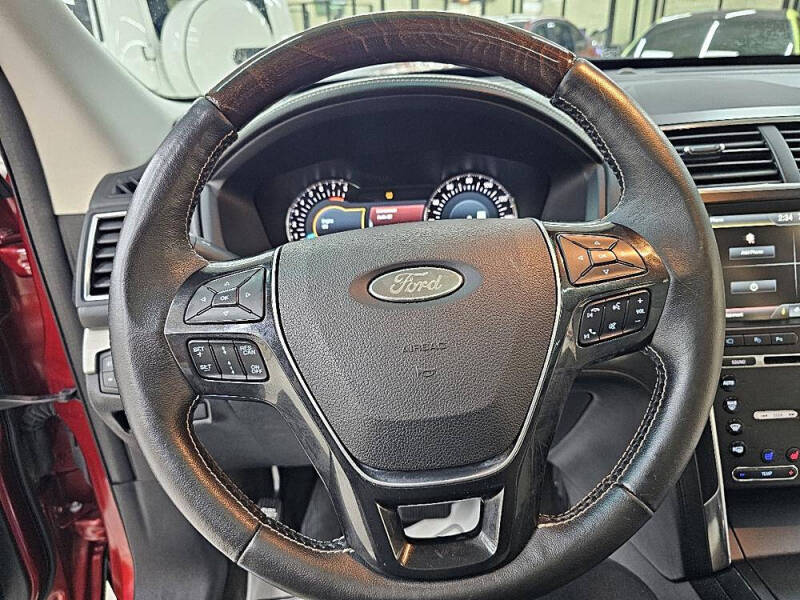 2016 Ford Explorer Platinum