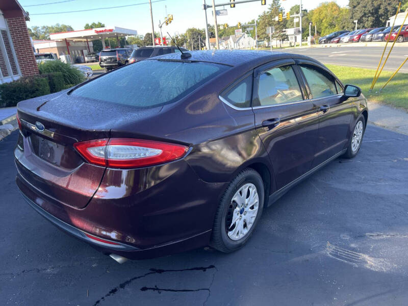 2013 Ford Fusion S