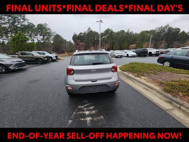 2024 Hyundai Venue SEL