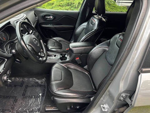 2019 Jeep Cherokee Trailhawk