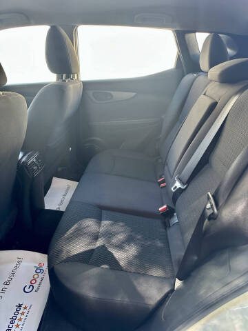 2018 Nissan Rogue Sport S