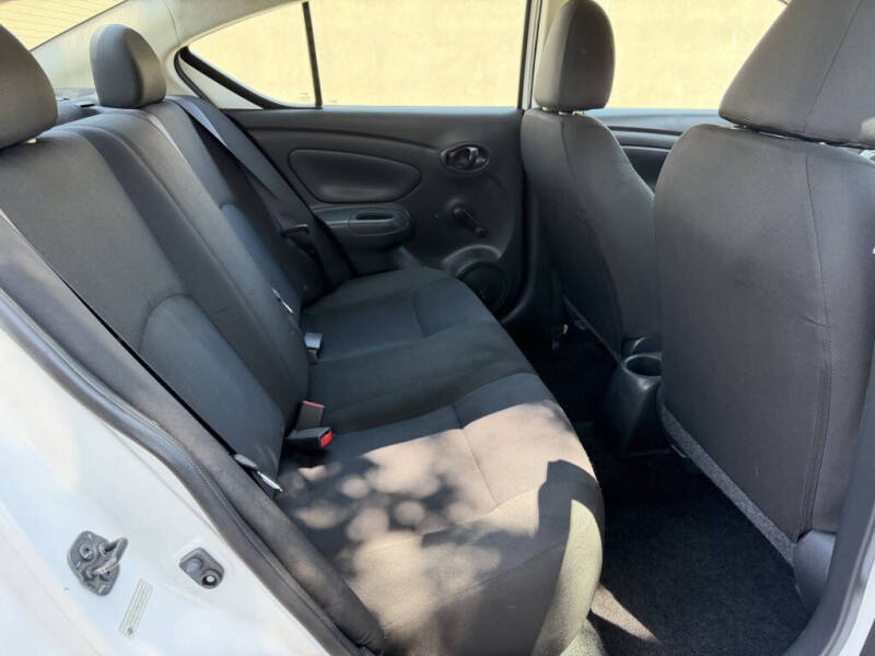 2018 Nissan Versa