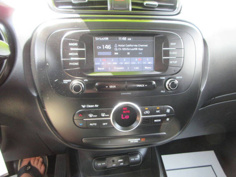 2017 Kia Soul +