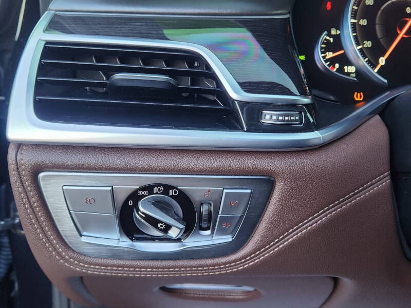 2018 BMW 7 Series 750i xDrive