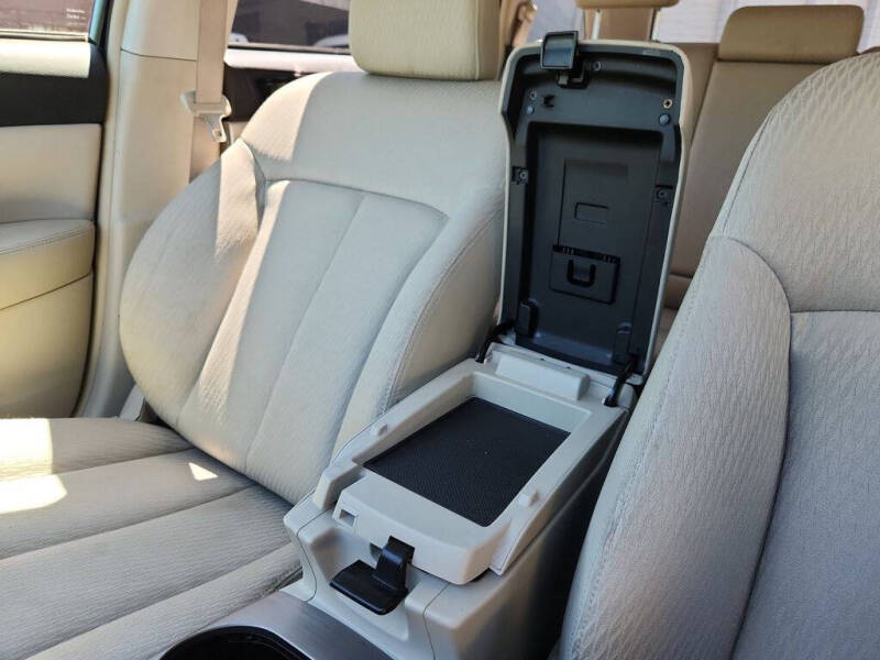 2011 Subaru Outback 2.5i