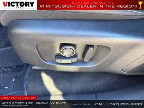 2022 Land Rover Range Rover Velar P250 R-Dynamic S