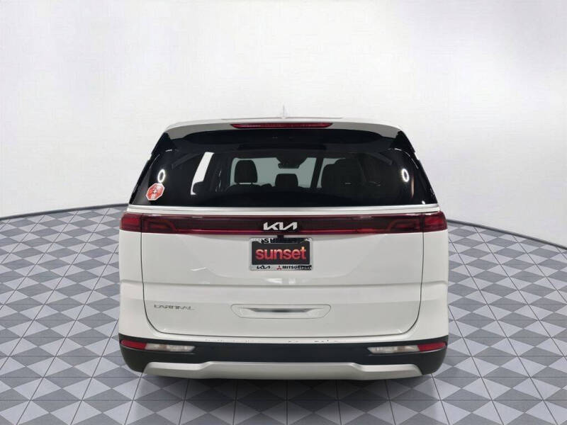 2024 Kia Carnival