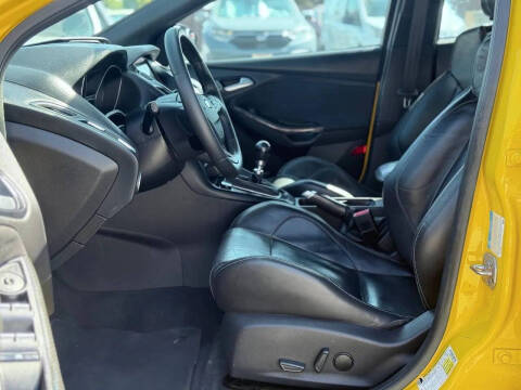 2017 Ford Focus ST