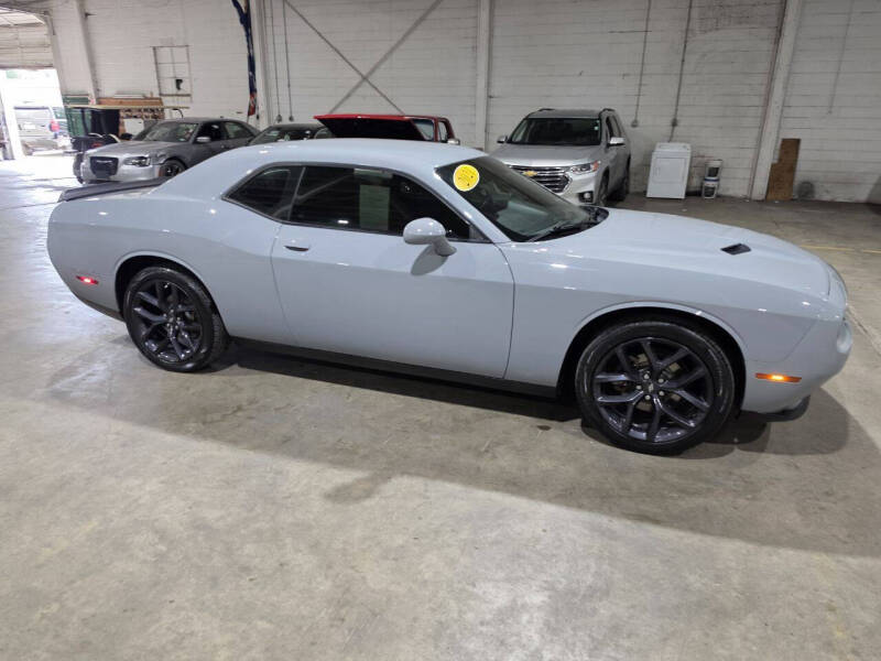 2021 Dodge Challenger SXT
