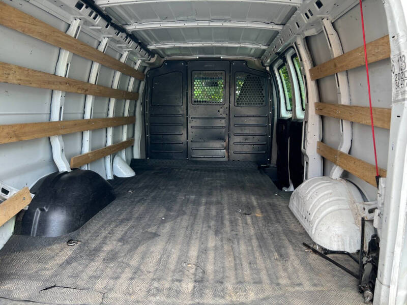 2020 Chevrolet Express 2500